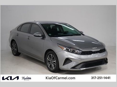 Used 2022 Kia Forte LXS w/ LXS Technology Package image 1
