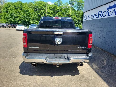 Used 2021 RAM 1500 Laramie AWD/4WD image 8