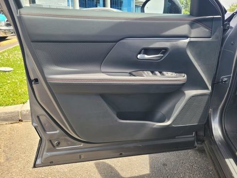 New 2026 Nissan Kicks SR FWD image 7