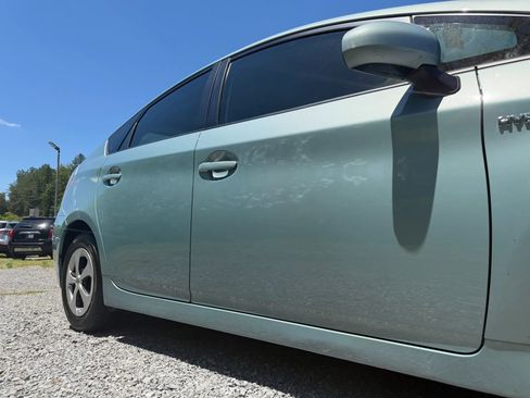 Used 2013 Toyota Prius Two FWD image 9