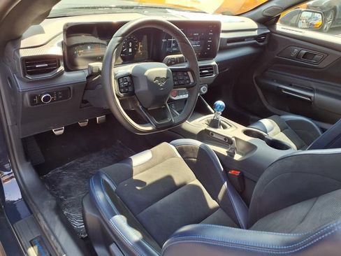 New 2025 Ford Mustang Dark Horse image 7