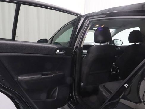 Used 2022 Kia Sportage LX w/ LX AWD Value Edition Package image 14