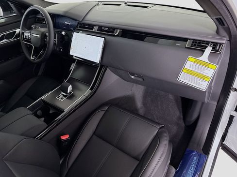 New 2026 Land Rover Range Rover Velar Dynamic SE AWD/4WD image 19