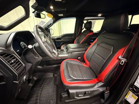 Used 2019 Ford F150 Lariat w/ Equipment Group 502A Luxury AWD/4WD image 30