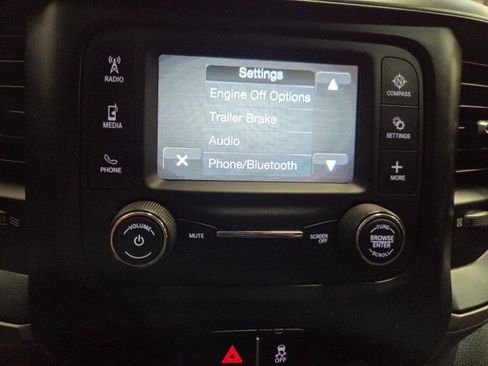 Used 2020 RAM 3500 Tradesman w/ Chrome Appearance Group AWD/4WD image 61
