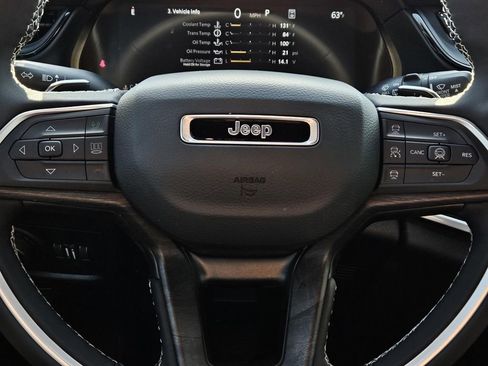 New 2026 Jeep Grand Cherokee Altitude RWD image 22
