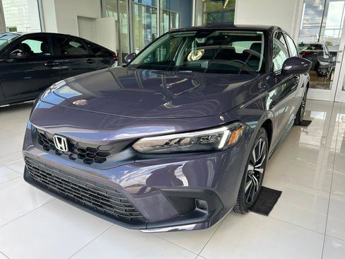 Used 2023 Honda Civic EX-L image 2