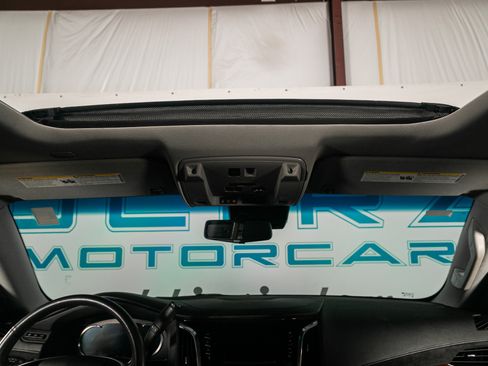 Used 2018 Cadillac Escalade Premium Luxury image 41