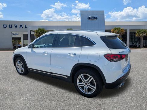 Used 2021 Mercedes-Benz GLA 250 4MATIC w/ Premium Package image 6
