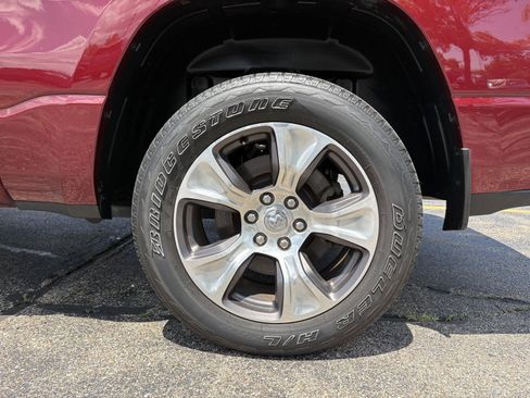 Used 2023 RAM 1500 Laramie AWD/4WD image 19