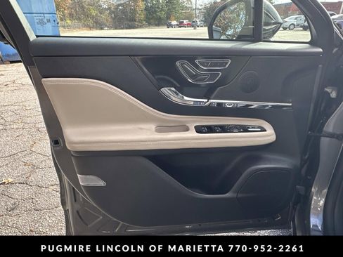 New 2026 Lincoln Corsair Premiere FWD image 10