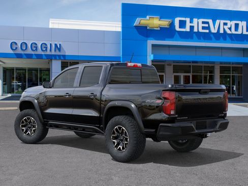 New 2026 Chevrolet Colorado ZR2 w/ Technology Package AWD/4WD image 3