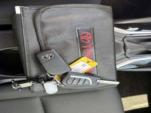Certified 2023 Toyota Corolla LE FWD image 30