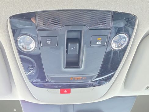 Used 2024 Kia Niro Wave w/ Wave Preserve Package FWD image 21