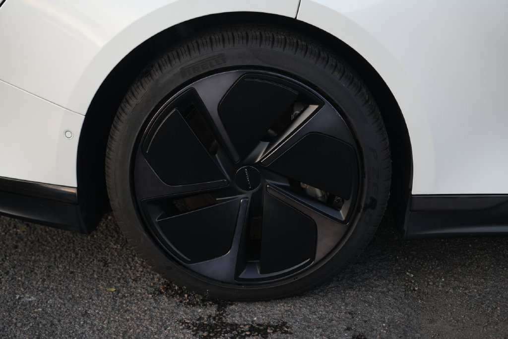 Used 2024 Lucid Air Pure RWD image 11