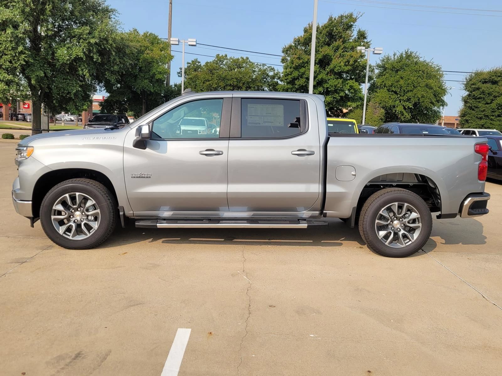New 2026 Chevrolet Silverado 1500 LT w/ Texas Edition Plus RWD image 2