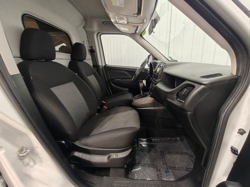 Used 2022 RAM ProMaster City Tradesman FWD image 23