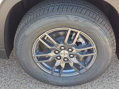 New 2026 GMC Acadia Elevation FWD image 6