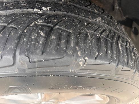 Used 2015 Toyota RAV4 XLE image 11