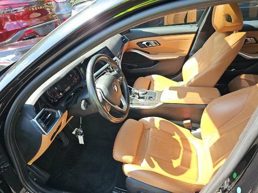 Used 2020 BMW 330i xDrive Sedan w/ Convenience Package AWD/4WD image 5