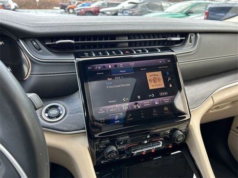 Certified 2022 Jeep Grand Cherokee L Limited image 20