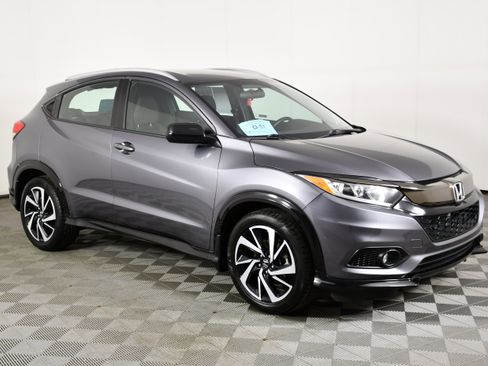 Used 2020 Honda HR-V Sport image 4