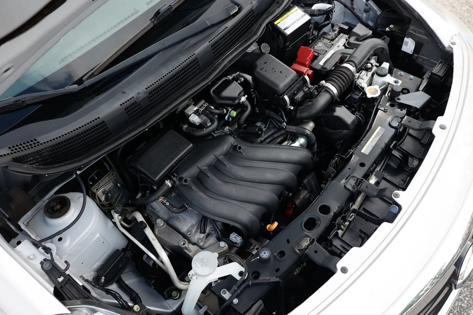 Used 2018 Nissan Versa SV FWD image 40