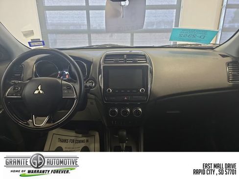 Used 2024 Mitsubishi Outlander Sport SE AWD/4WD image 13