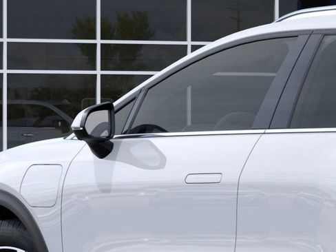 New 2026 Chevrolet Equinox EV LT image 12