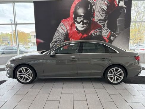 Used 2023 Audi A4 2.0T Premium w/ Convenience Package image 2