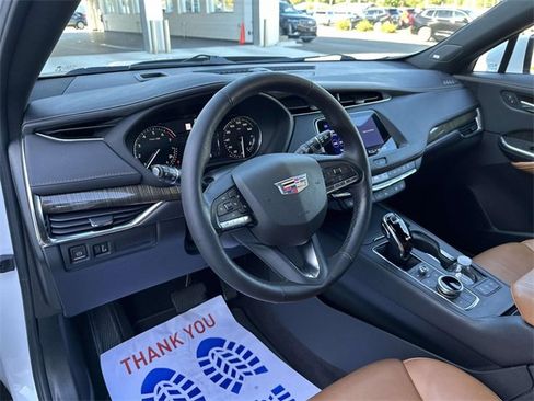 Certified 2022 Cadillac XT4 Premium Luxury w/ Enhanced Visibility Package image 47