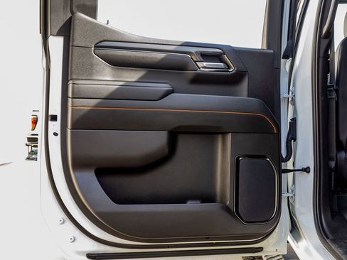 Used 2024 GMC Sierra 1500 AT4 w/ Technology Package image 36