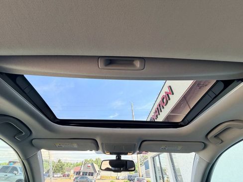 Used 2015 Acura TLX FWD image 22