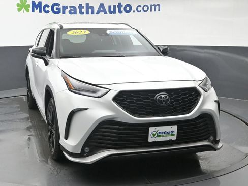 Used 2023 Toyota Highlander XSE AWD/4WD image 5