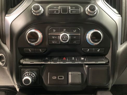 Used 2021 GMC Sierra 1500 Elevation image 9