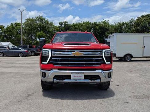 Used 2024 Chevrolet Silverado 3500 LTZ w/ LTZ Convenience Package AWD/4WD image 12