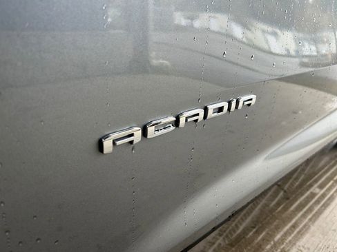 Used 2025 GMC Acadia Elevation AWD/4WD image 32