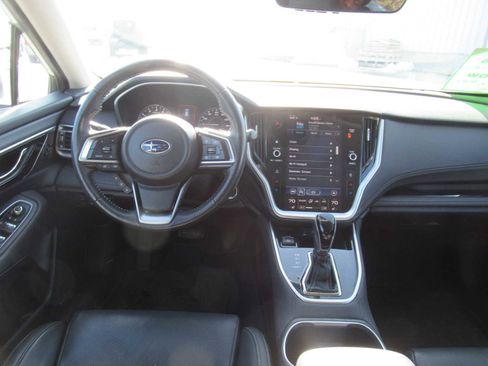 Used 2020 Subaru Outback Limited image 17
