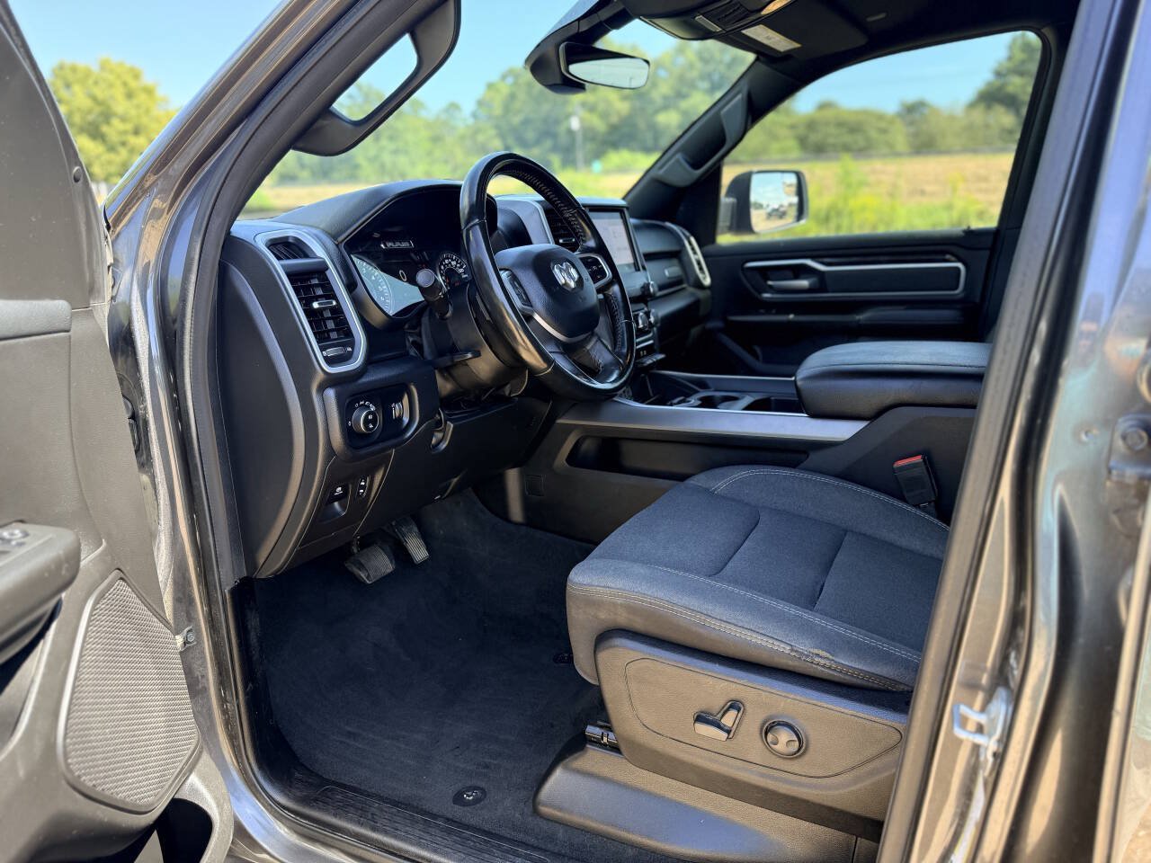 Used 2022 RAM 1500 Big Horn RWD image 13