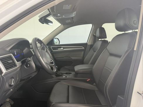 Used 2022 Volkswagen Atlas SE FWD image 17