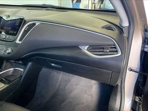 Used 2024 Chevrolet Malibu LT FWD image 24