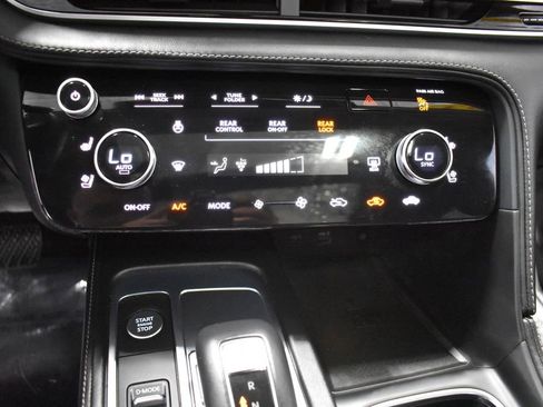 Used 2023 INFINITI QX60 Sensory AWD/4WD image 22