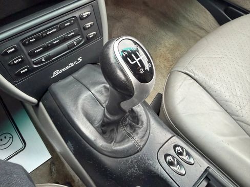 Used 2000 Porsche Boxster S image 26