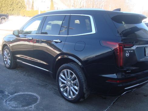 Used 2023 Cadillac XT6 Premium Luxury w/ Technology Package image 6