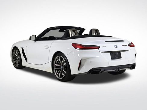 Used 2020 BMW Z4 M40i w/ Executive Package image 3