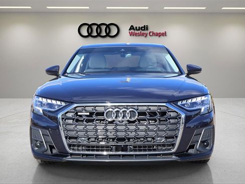 Used 2023 Audi A8 L 3.0T image 8