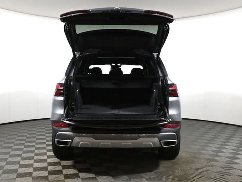 Certified 2024 BMW X5 xDrive40i w/ Premium Package AWD/4WD image 35