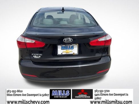 Used 2016 Kia Forte LX FWD image 4