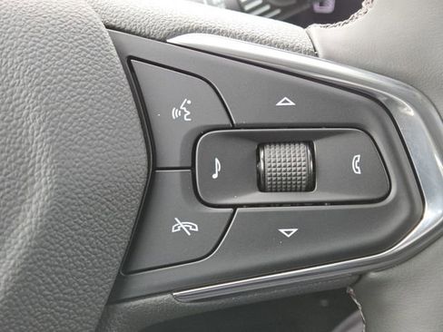 New 2026 Chevrolet Trax LT w/ Driver Confidence Package image 13