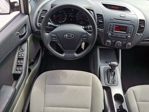 Used 2015 Kia Forte LX FWD image 17